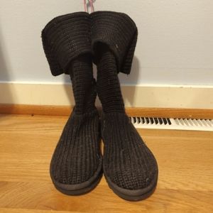 Brand new UGG classic Cardy knit boots (8)